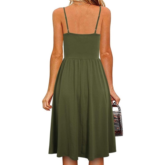 XL•Green Goddess Ruched Minimalist Dress with Pockets - Picture 4 of 16